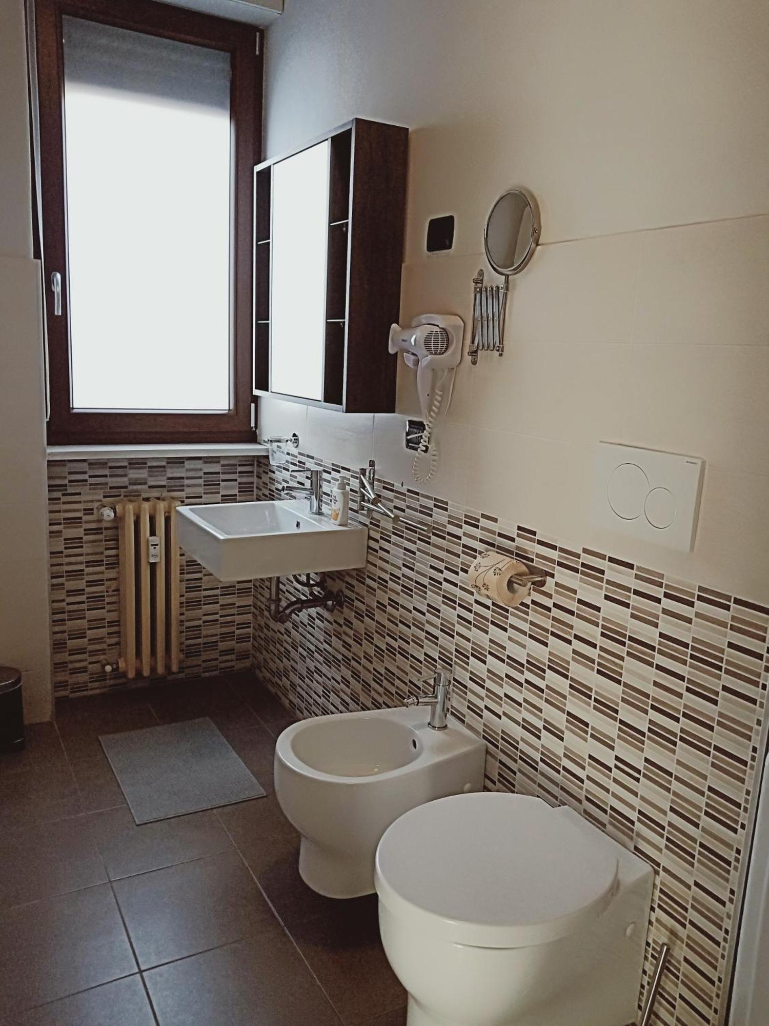 Le Stanze Di Marco Bed & Breakfast Monza Eksteriør bilde